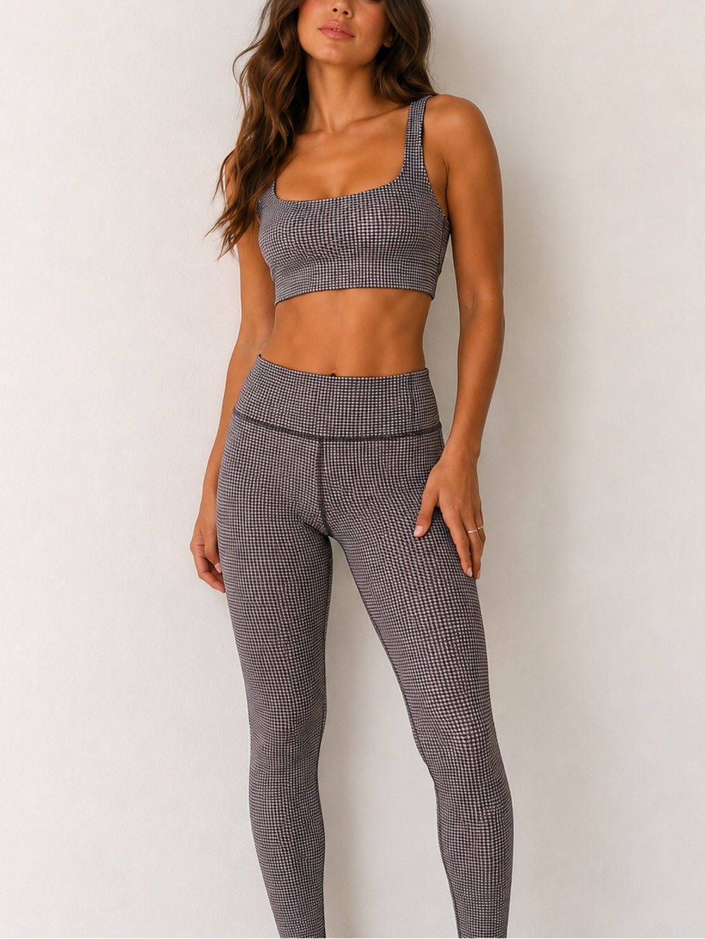 ALO Yoga Houndstooth Matching Set (Includes Leggings and Sports Bra Size S)